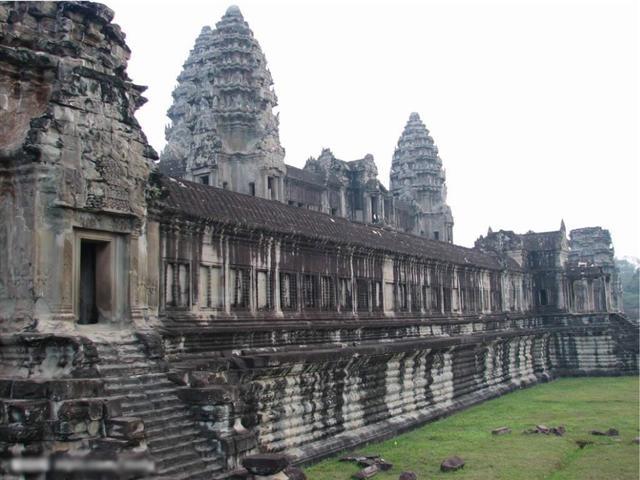 南宁出发：柬埔寨金边、吴哥窟五天魅力之旅