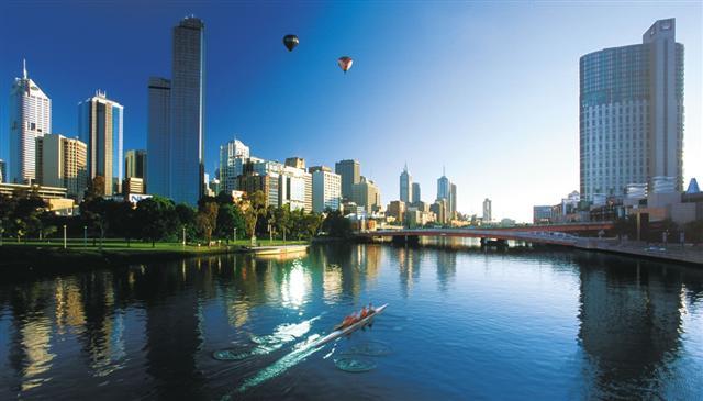 南宁出发：澳大利亚墨尔本、黄金海岸、悉尼、新西兰十三日精品游